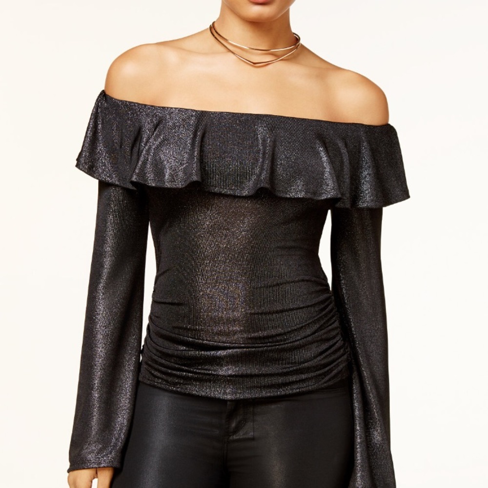 🎊😍OFF THE SHOULDER FLOUNCE TOP😍😍🎉